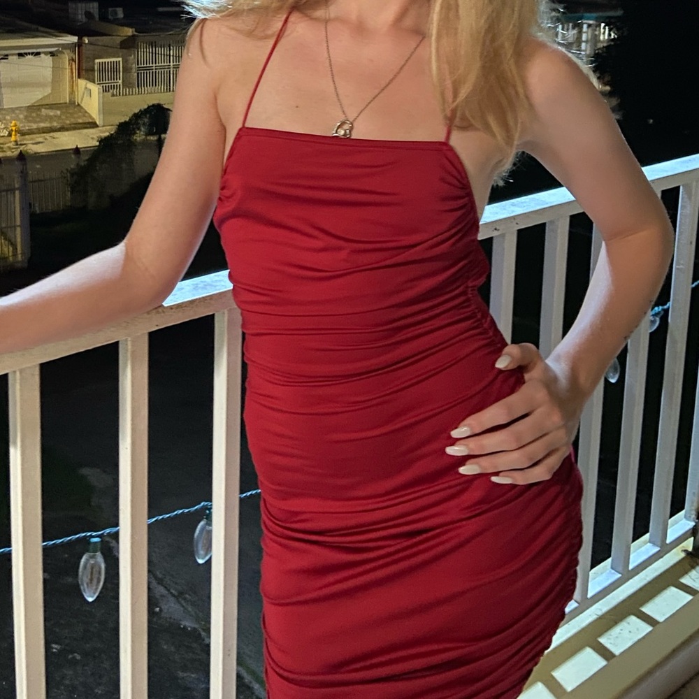Little backless red dress